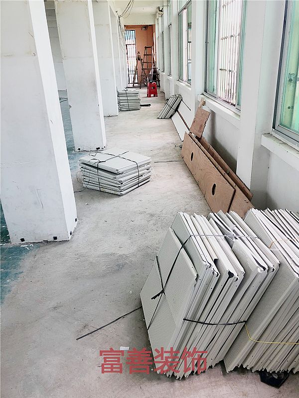 攀丹小學(xué)多功能廳裝修實景圖集